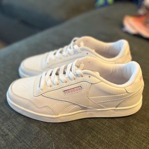 Women’s Reeboks white